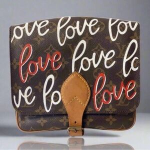 Louis Vuitton “New Vintage” Collection Crossbody Bag